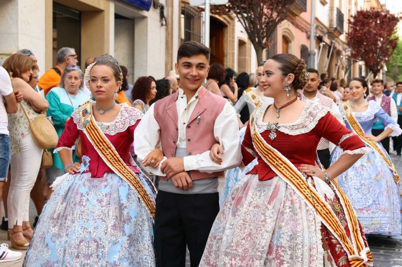 El pregó de Fogueres de Xàbia fa bullir la Plaça de l’Església El pregó de Fogueres de Xàbia fa bullir la Plaça de l’Església